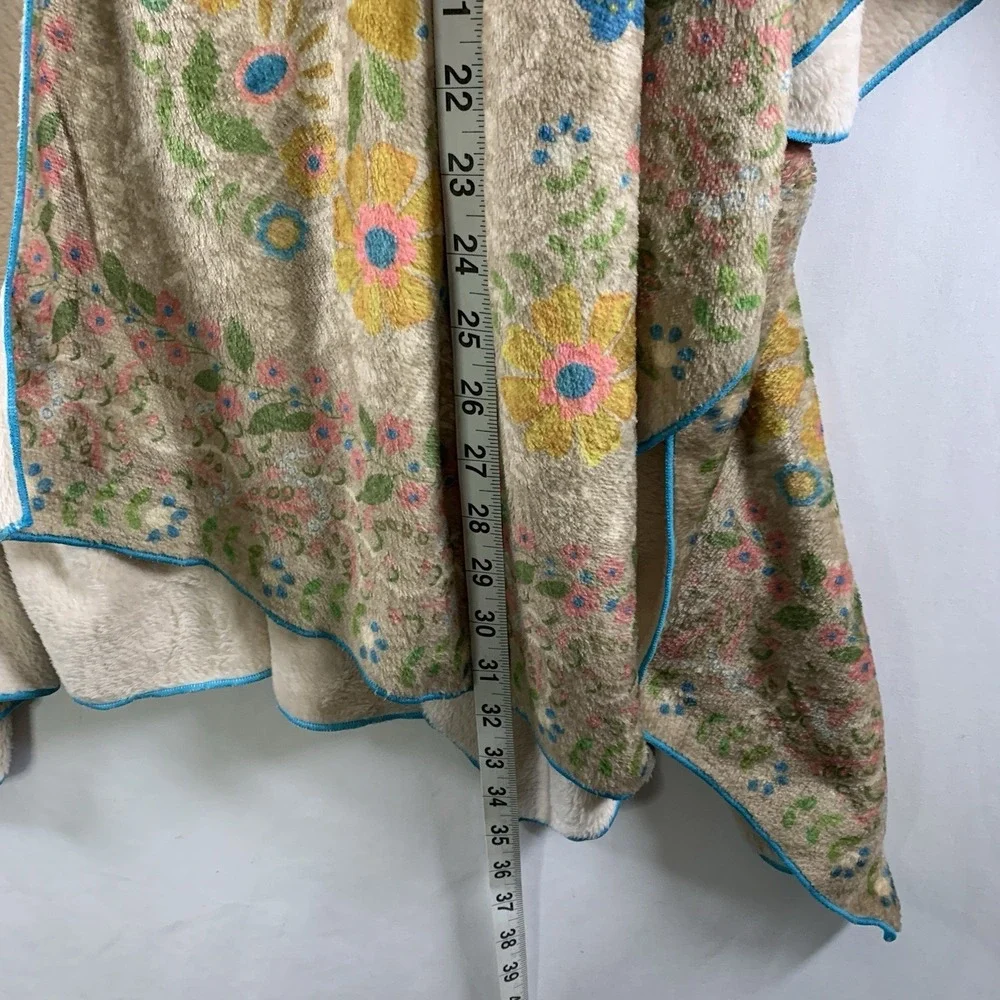Natural Life Womens Boho Floral Plush Blanket Poncho Kimono OS Hippie Folk Soft
